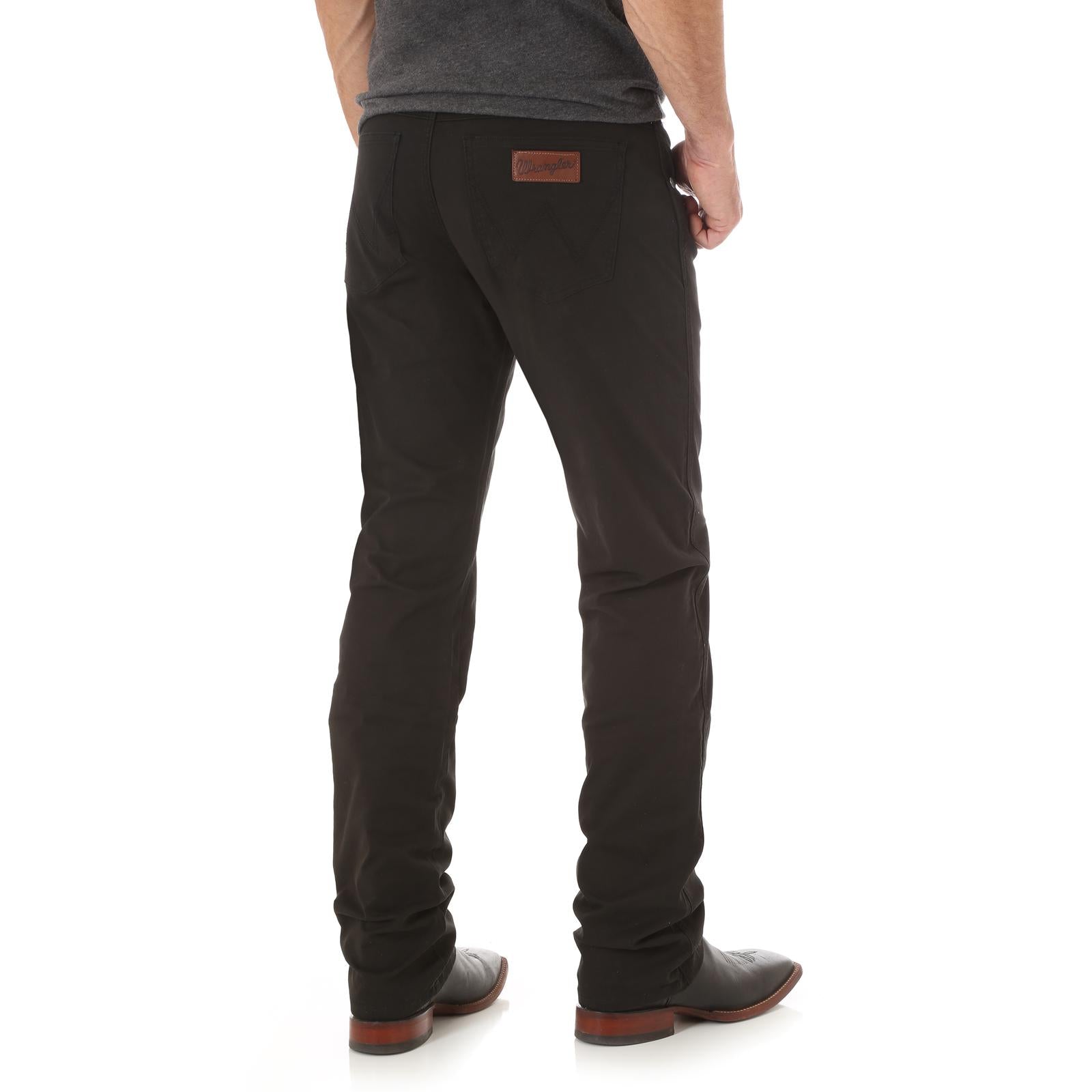 Wrangler Retro® Black Slim Straight Jean